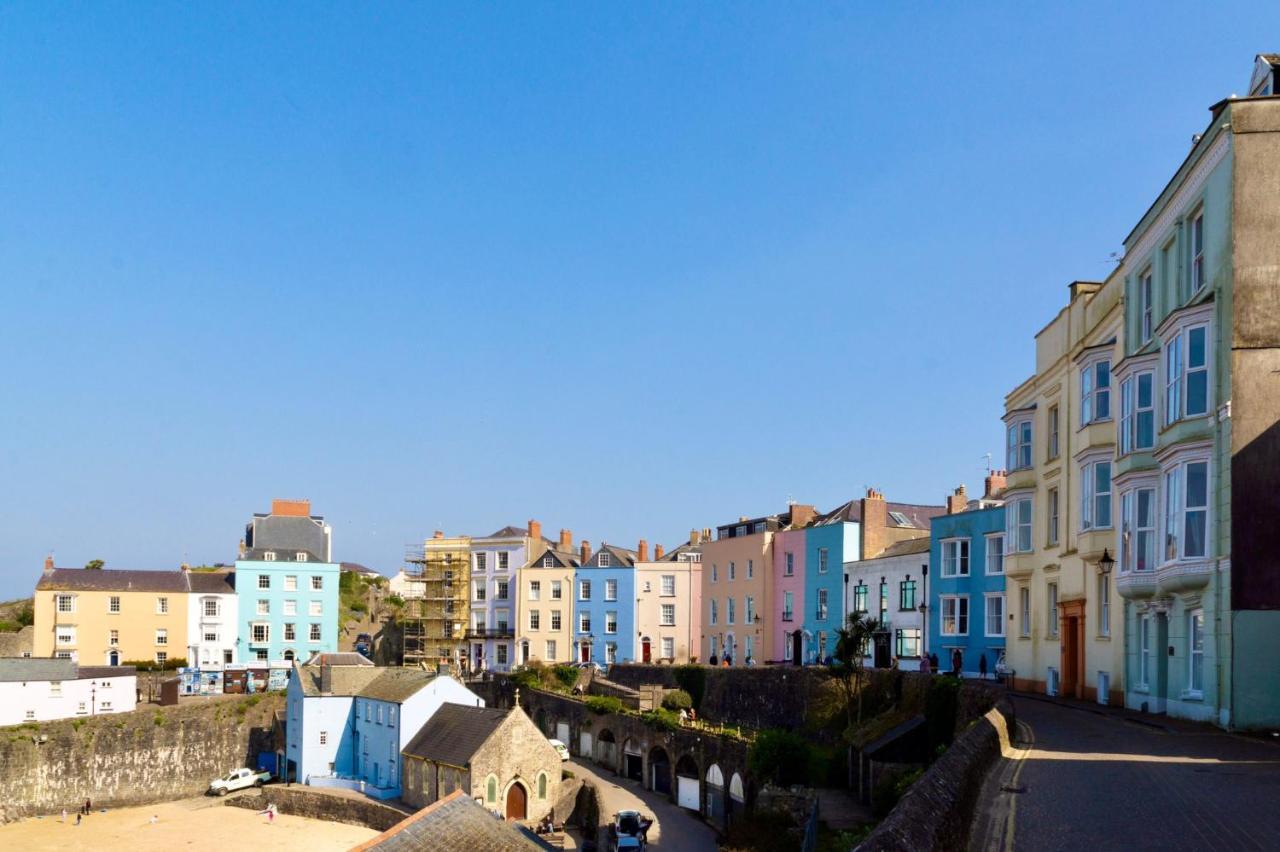 Habititabities Hotel Tenby Exterior photo